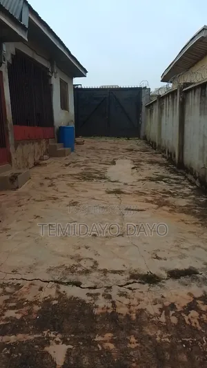 2bdrm Apartment in Ibadan for rent
