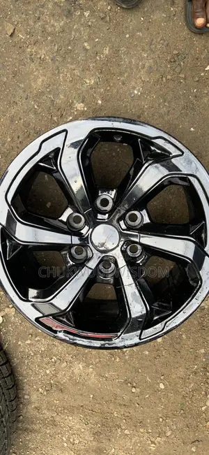 Quality 17 Inches Alloy Rim Black Six Boots