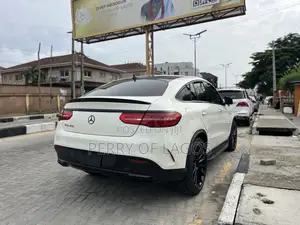 Mercedes-Benz GLE-Class 2016 White