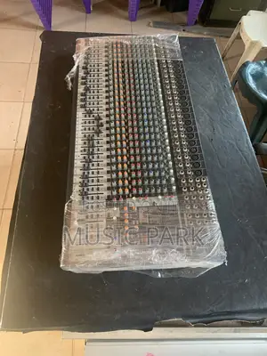 Behringer Eurodesk Sx3242fx 32-Channel Mixer for Sale Available