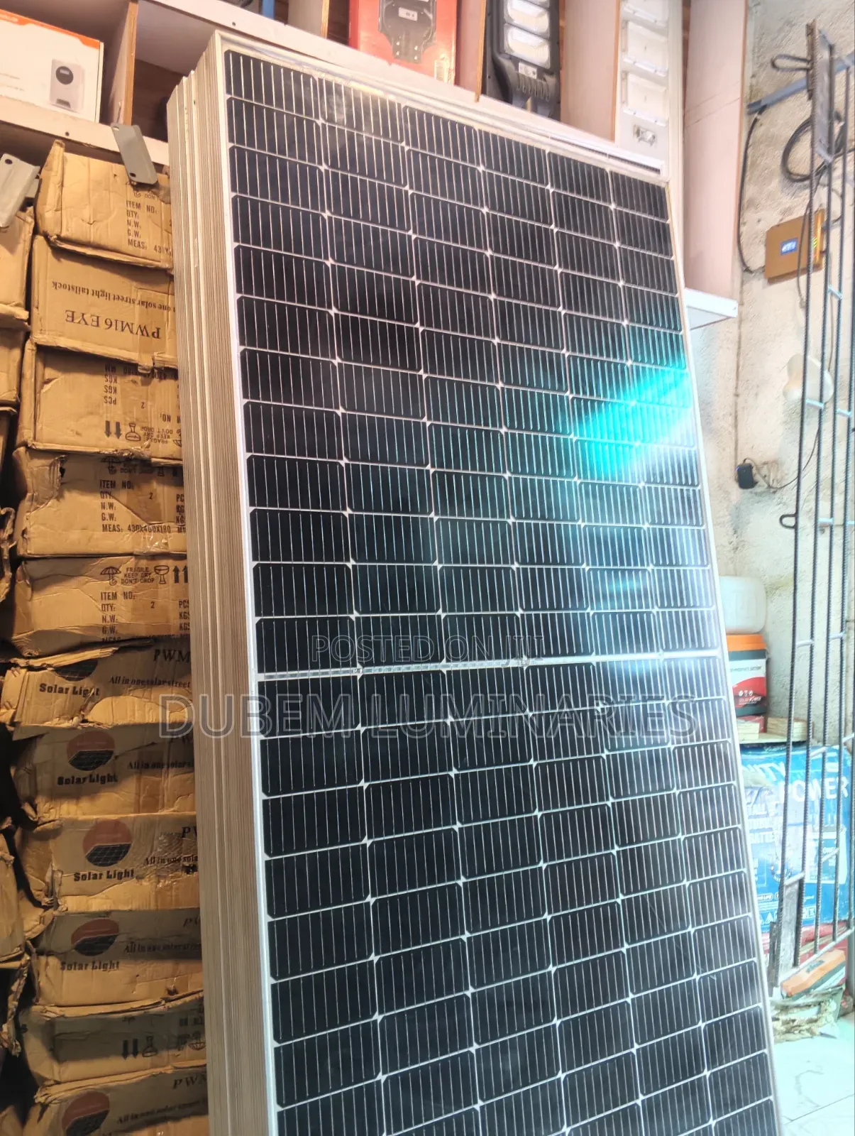 550 Watts Canadian Panel
