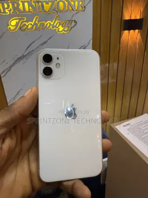 Apple iPhone 11 64 GB White