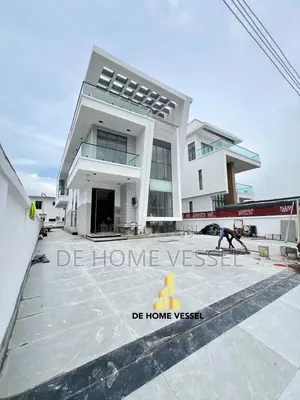 5bdrm Duplex in Osapa london for sale