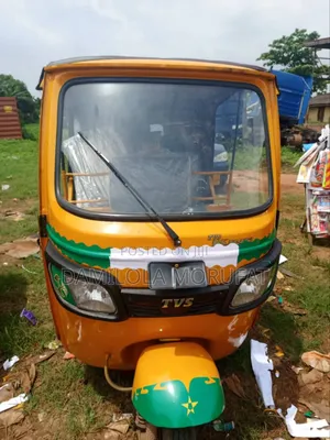 TVS Apache RTR 160 2V ABS 2019 Gold