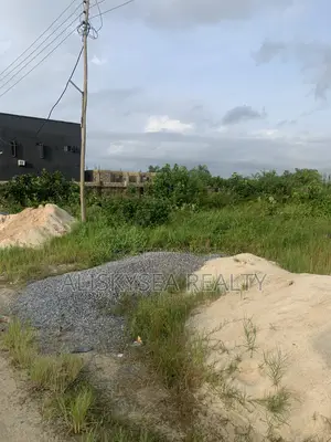 Full Plot of Land With Foundation for Sale in Awoyaya