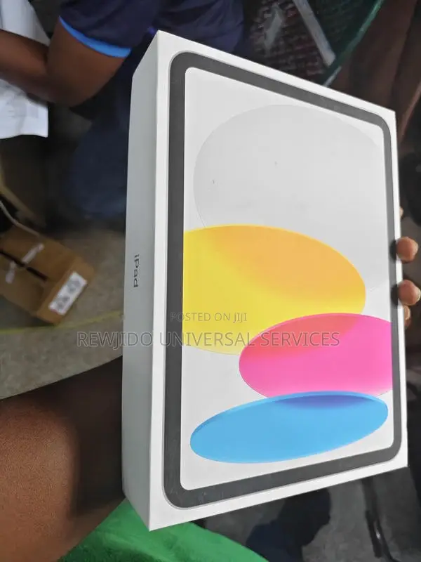 New Apple iPad (2025) 256 GB