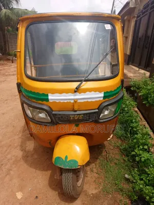 TVS Apache RTR 160 4V 2020 Yellow