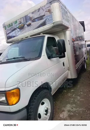 Ford E350 2007 White