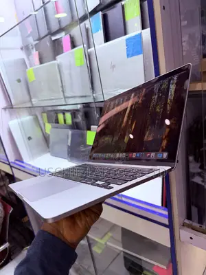 Laptop Apple MacBook Pro 2020 16GB Intel Core i5 SSD 256GB