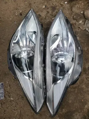 Complete Headlamp for Azera 014 Is Available