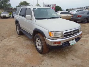 Toyota 4-Runner 2002 Silver