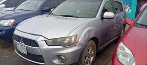 Mitsubishi Outlander 2012 Silver