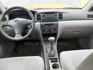 Toyota Corolla 2004 Gray