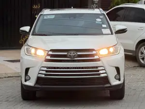 Toyota Highlander Limited Platinum 4x4 V6 (3.5L 6cyl 8A) 2018 White
