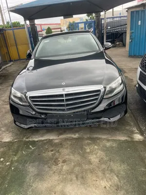 Mercedes-Benz E200 2017 Black