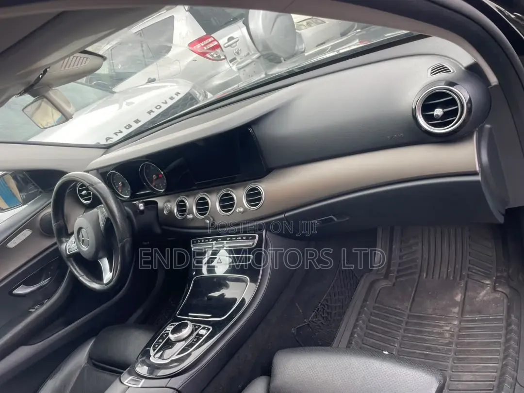 Mercedes-Benz E200 2017 Black