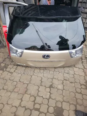 Lexus Rx 330 Complete Booth 20007 Model Neat One