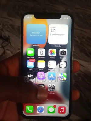 Apple iPhone X 64 GB White
