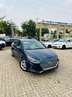 Hyundai Sonata Sport 2018 Blue