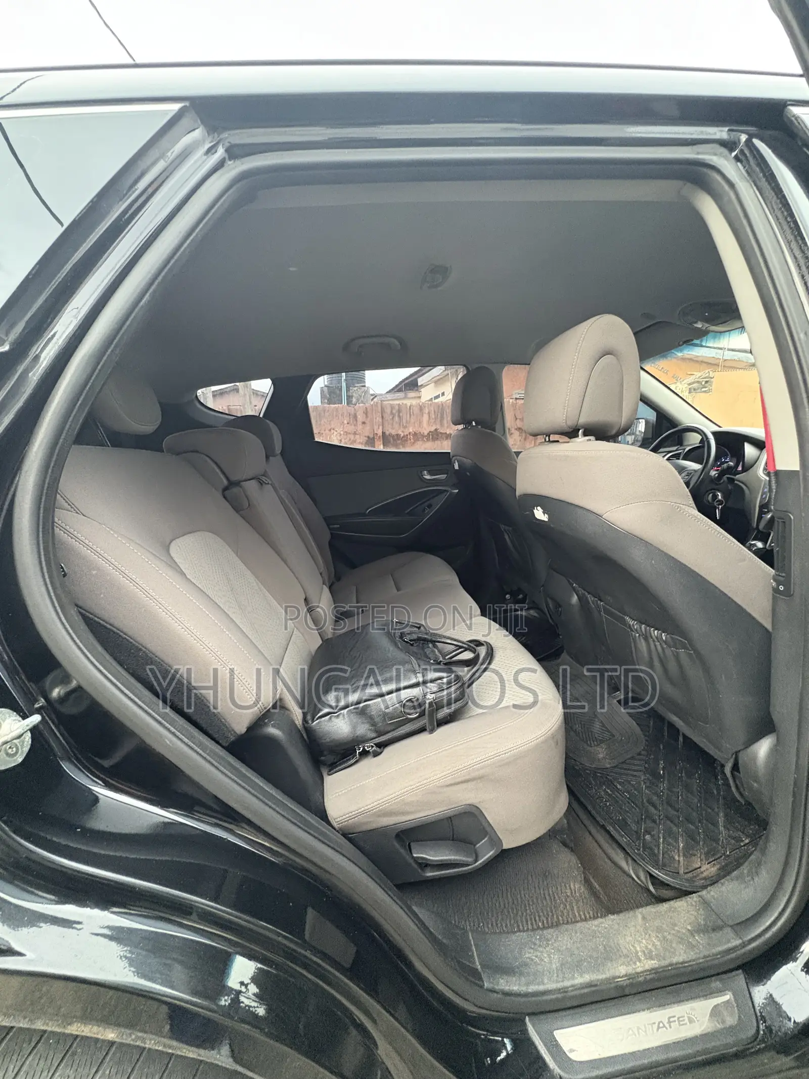 Hyundai Santa Fe 2015 Black