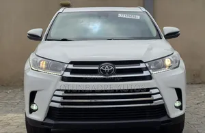 Toyota Highlander Limited 4x4 V6 (3.5L 6cyl 8A) 2018 White