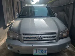 Toyota Highlander 2003 Silver