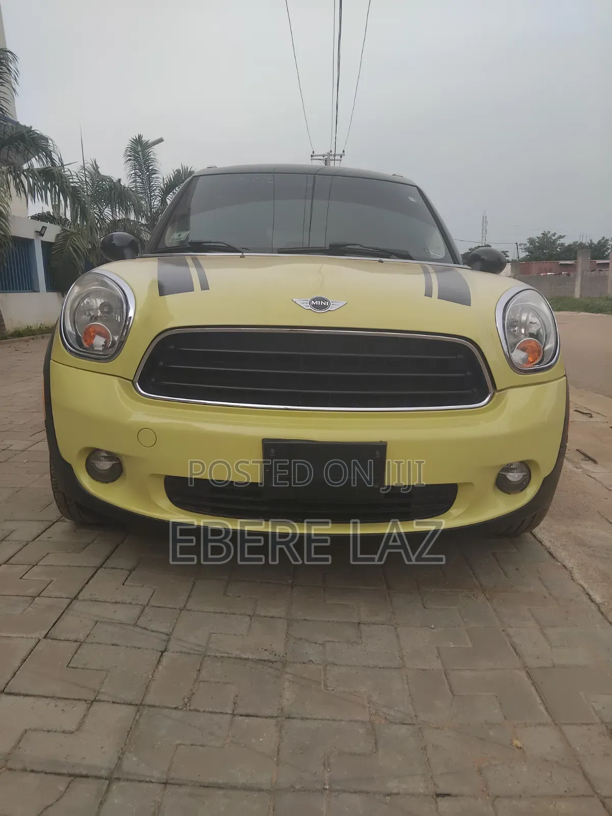 Mini Cooper 2012 Yellow