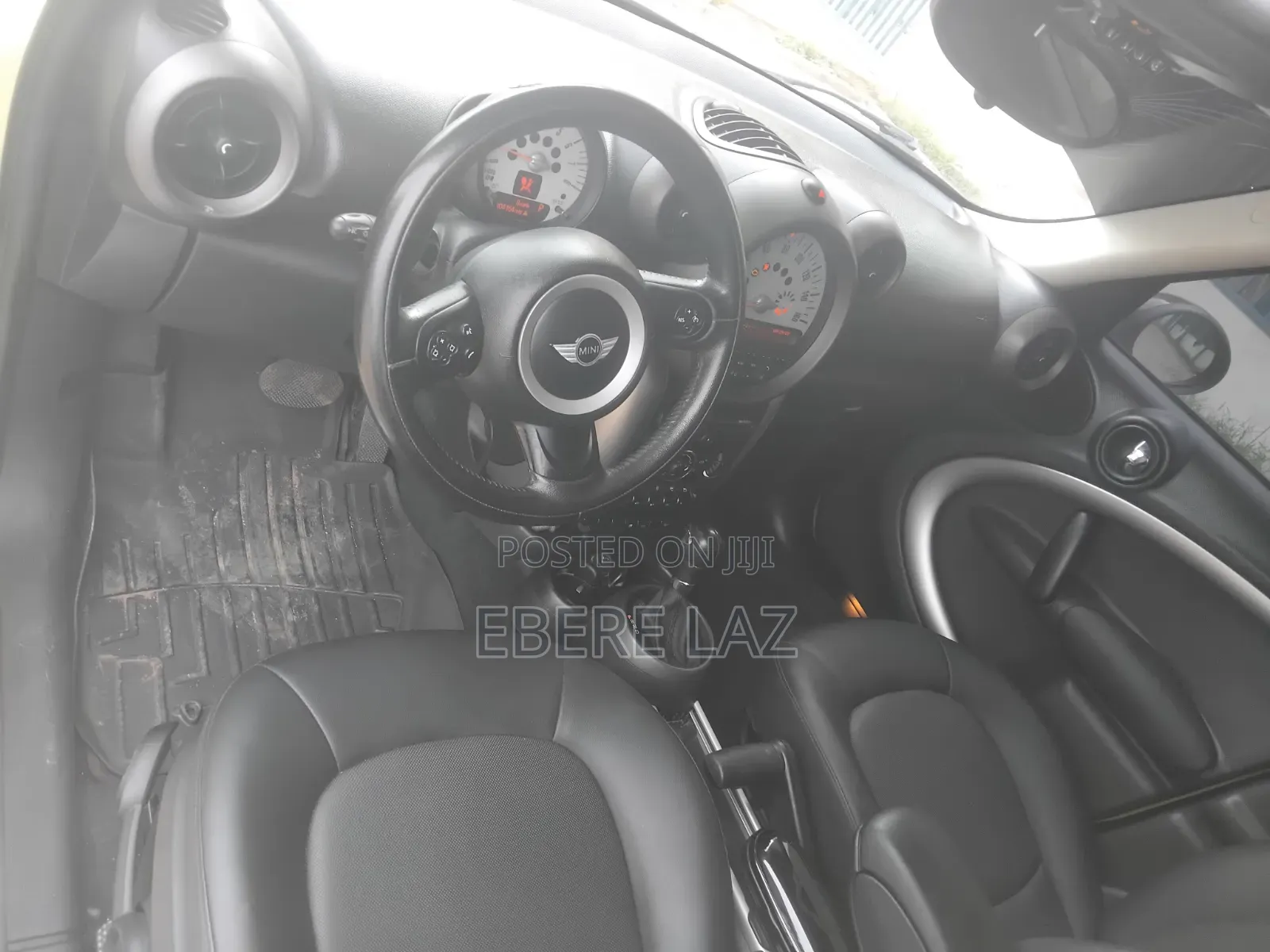 Mini Cooper 2012 Yellow