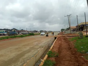 2 Plot of Land