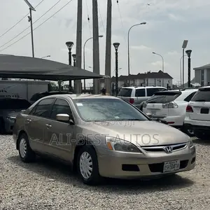 Honda Accord 2007 Gold