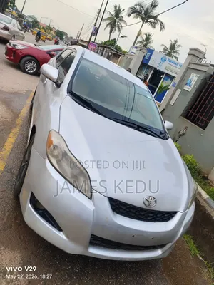 Toyota Matrix 2010 Silver