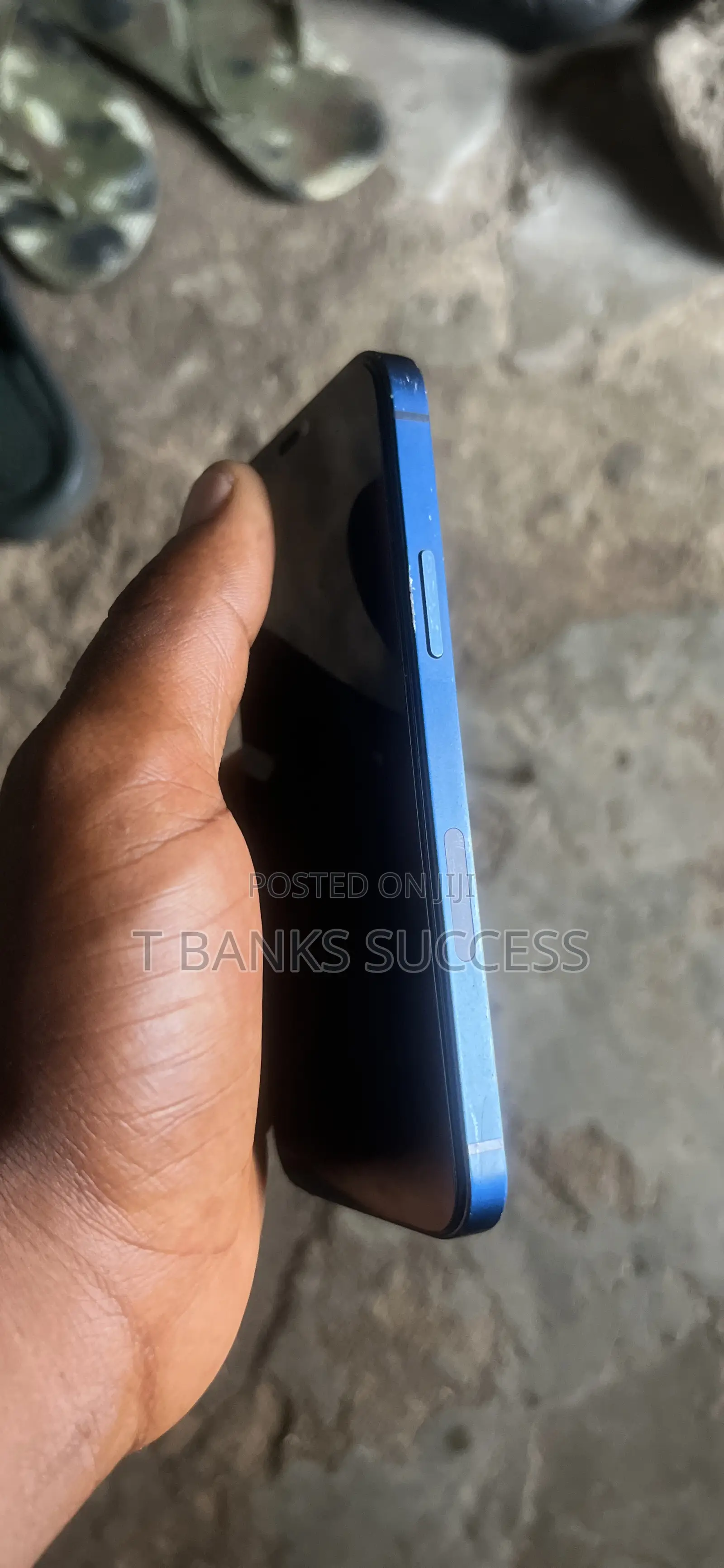 Apple iPhone 12 64 GB Blue