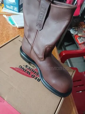 Red Wings Safety Shoe