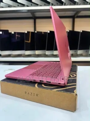 Laptop Razer Blade 16GB AMD Ryzen 9 SSD 1T