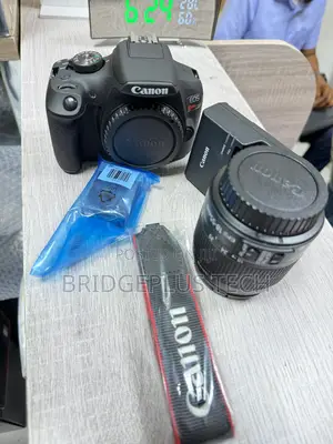 Canon Eos Rebel T7 DSLR