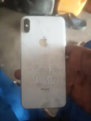 Apple iPhone XS Max 64 GB White