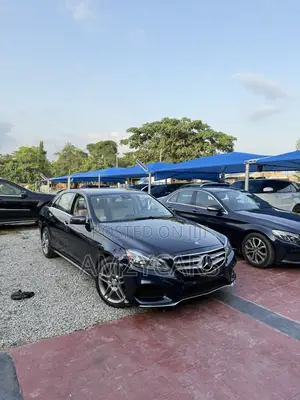 Mercedes-Benz E350 Base 4Matic Sedan AWD (3.5L 6cyl 7A) 2014 Blue