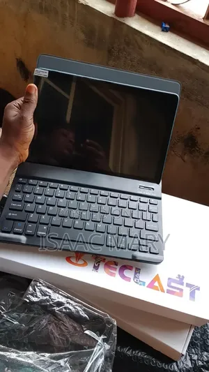 New Laptop Advent 4213 12GB AMD HDD+SSD 128GB