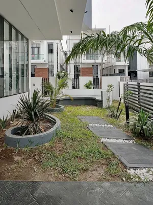 5bdrm Duplex in Chevron, Lekki Lagos for sale