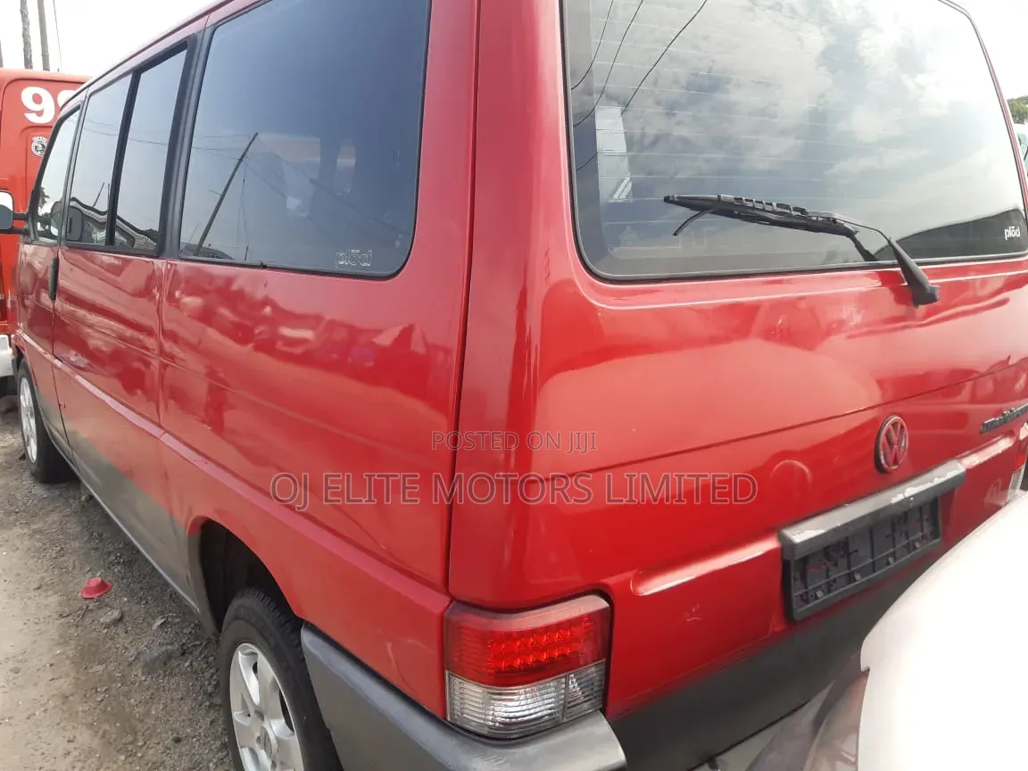 Volkswagen Transporter 2003 Red