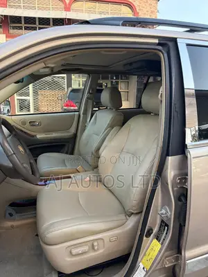 Toyota Highlander V6 2005 Gold
