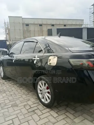 Toyota Camry SE V6 4dr Sedan (3.5L 6cyl 6AM) 2009 Maroon