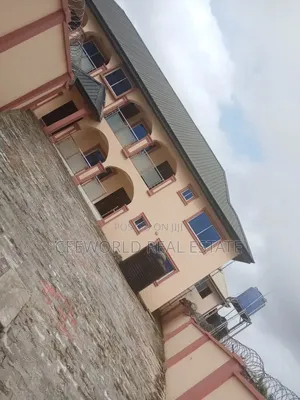 3bdrm Apartment in Olusoji Oluyole for rent