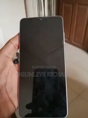 Samsung Galaxy A06 64 GB Gray