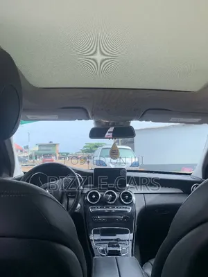 Mercedes-Benz C300 2016 Black