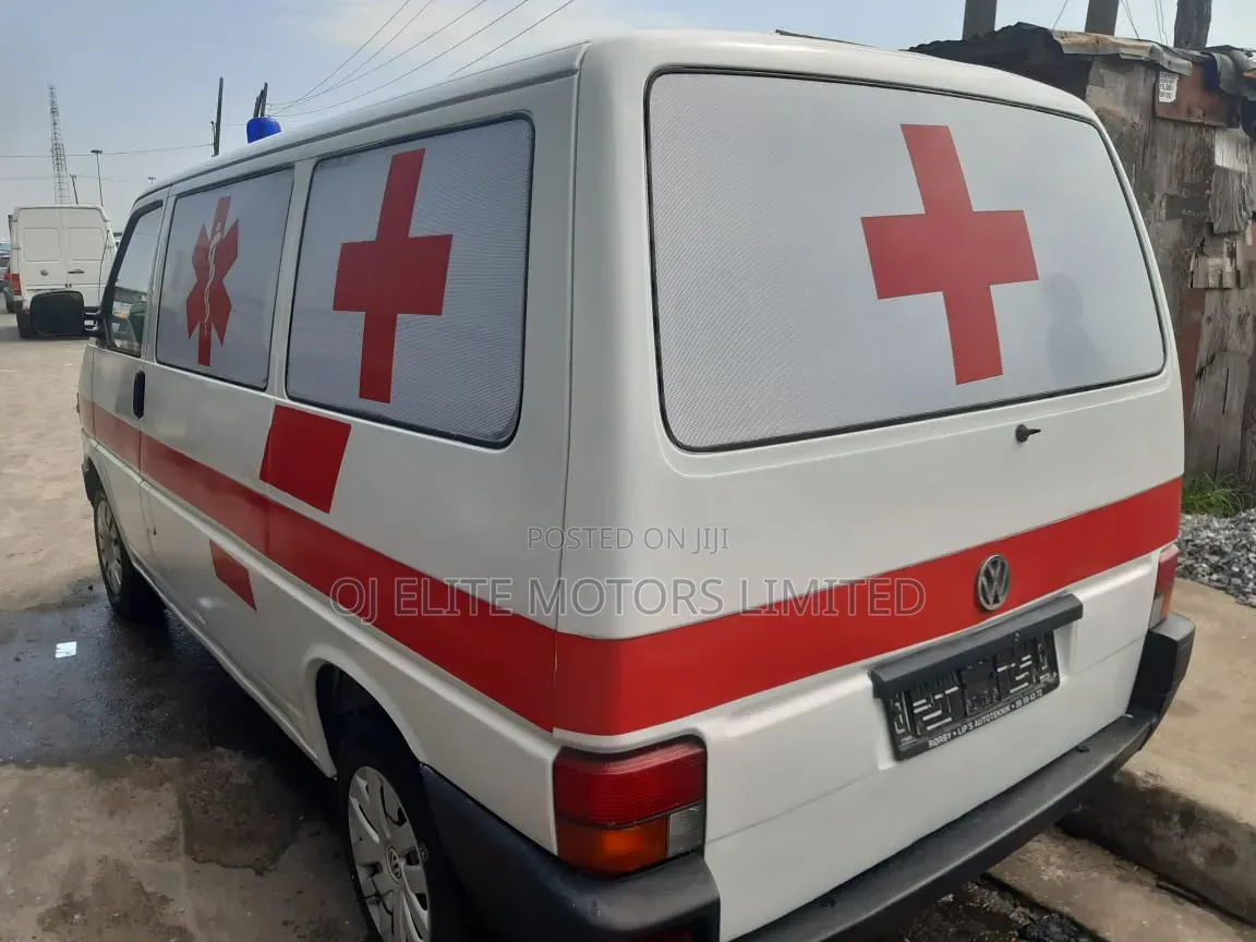 Volkswagen Transporter 2004 White