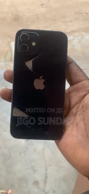 Apple iPhone 12 64 GB Black