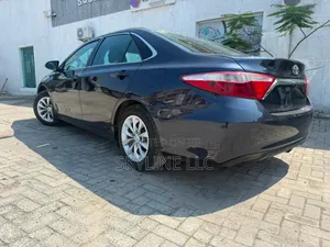 Toyota Camry 2016 Gray