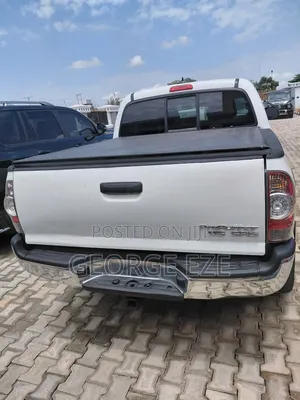 Toyota Tacoma 2015 White