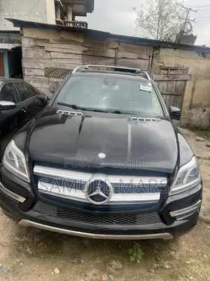 Mercedes-Benz GL-Class GL450 4MATIC 4dr SUV AWD (4.7L 8cyl Turbo 7A)